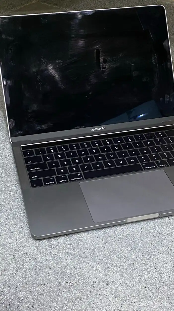 ماك بوك برو 13   MacBook Pro 13 2