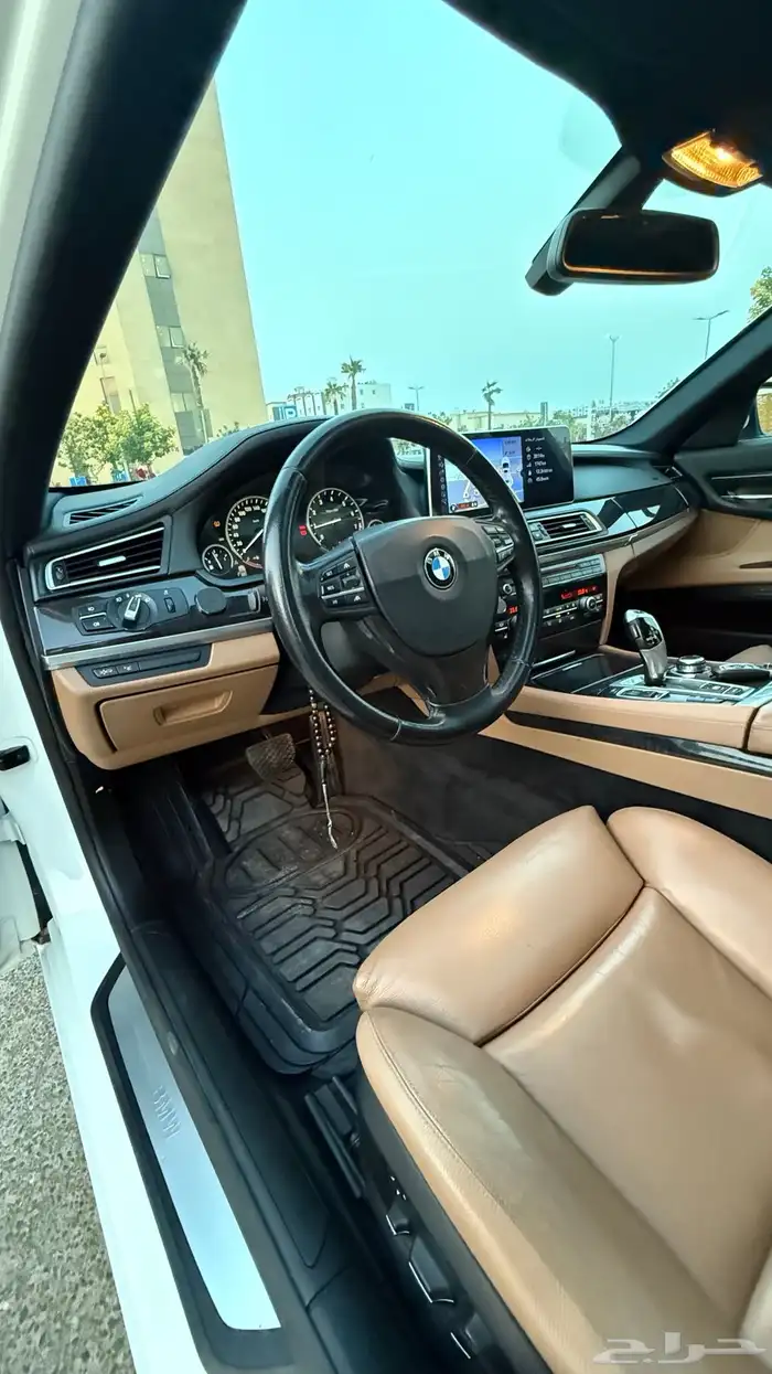 بي ام دبليو 740 فل كامل (( نظيف جد ا )) 24