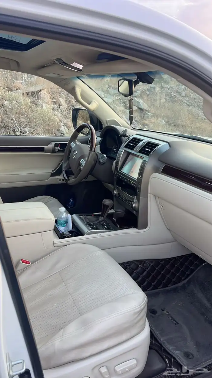 للبيع جيب لكزس GX460 8