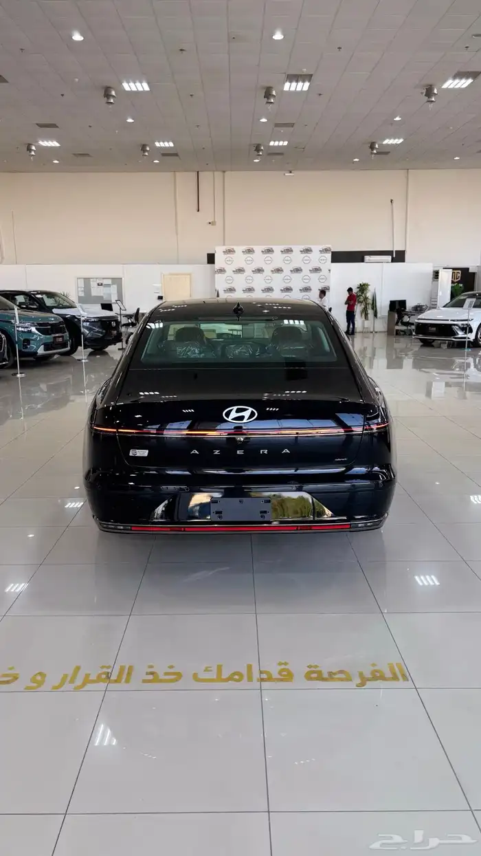 هيونداي ازيرا كالجرافي 2026 12