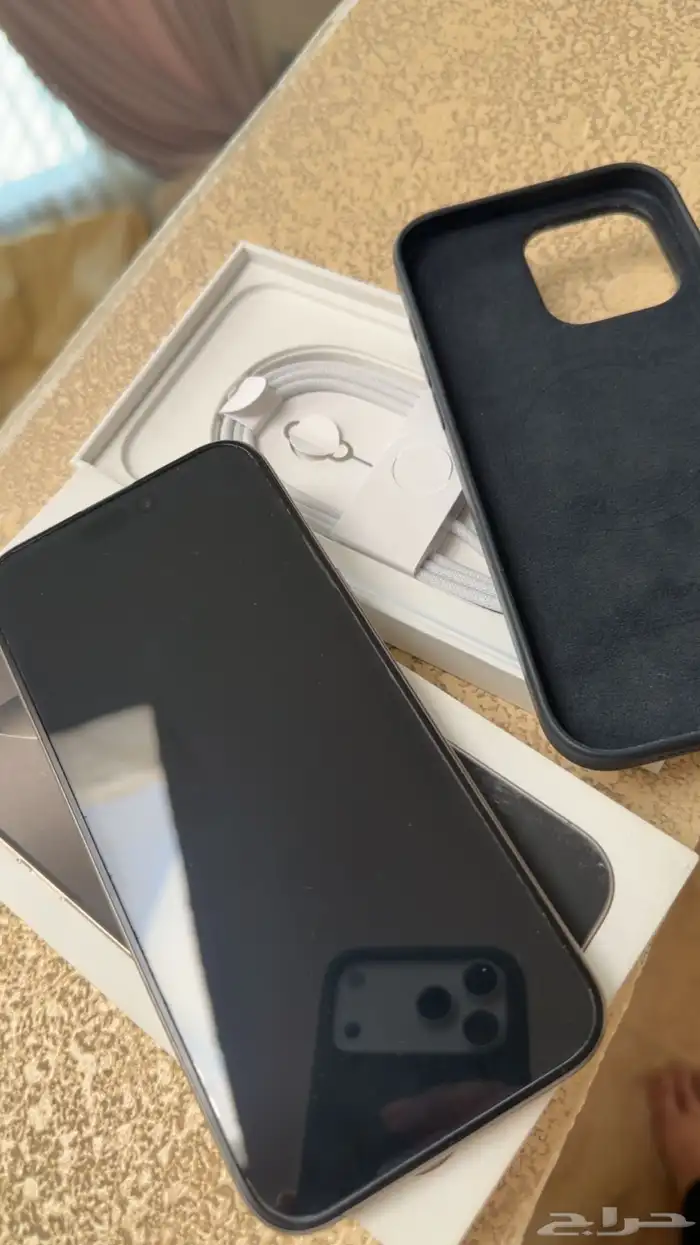 iPhone 16 Pro Max - Titanium - 256 1