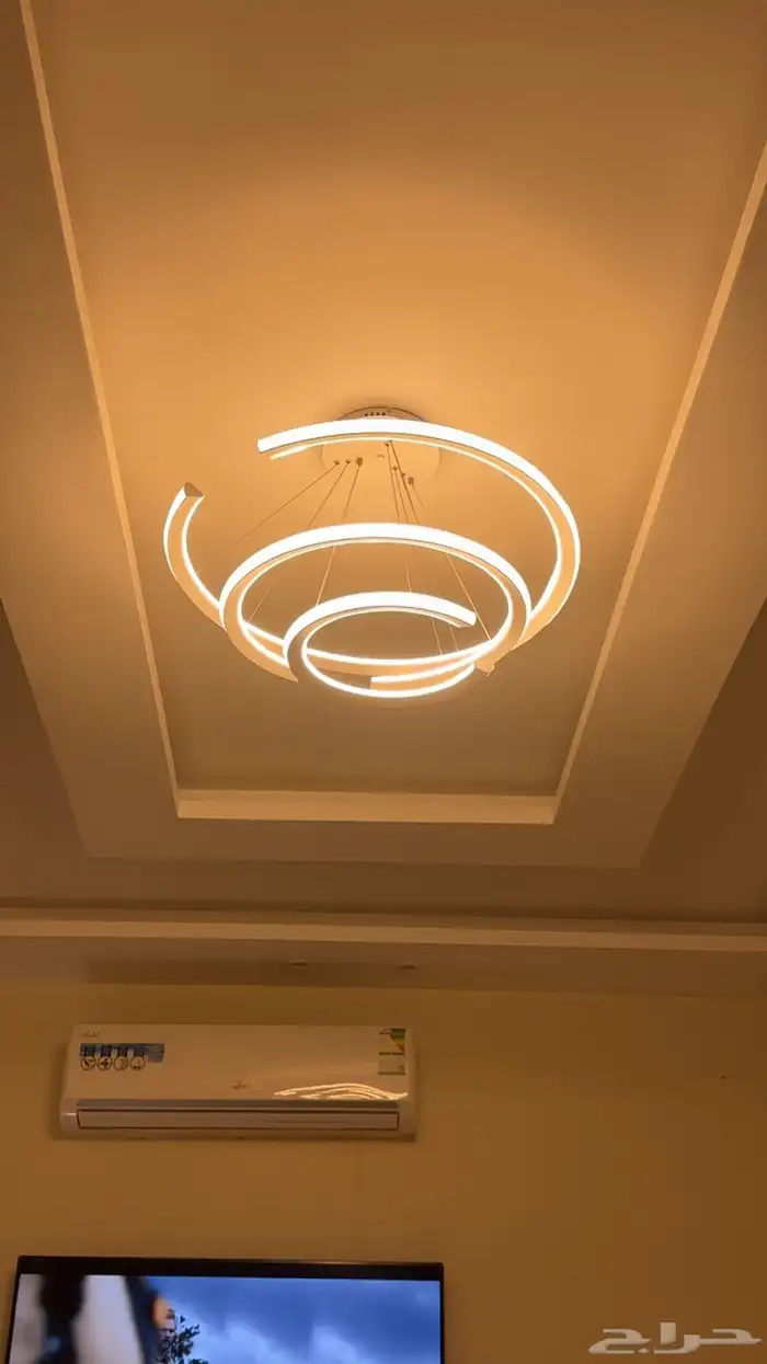 ثريا مميزه بثلاث ألوان 2