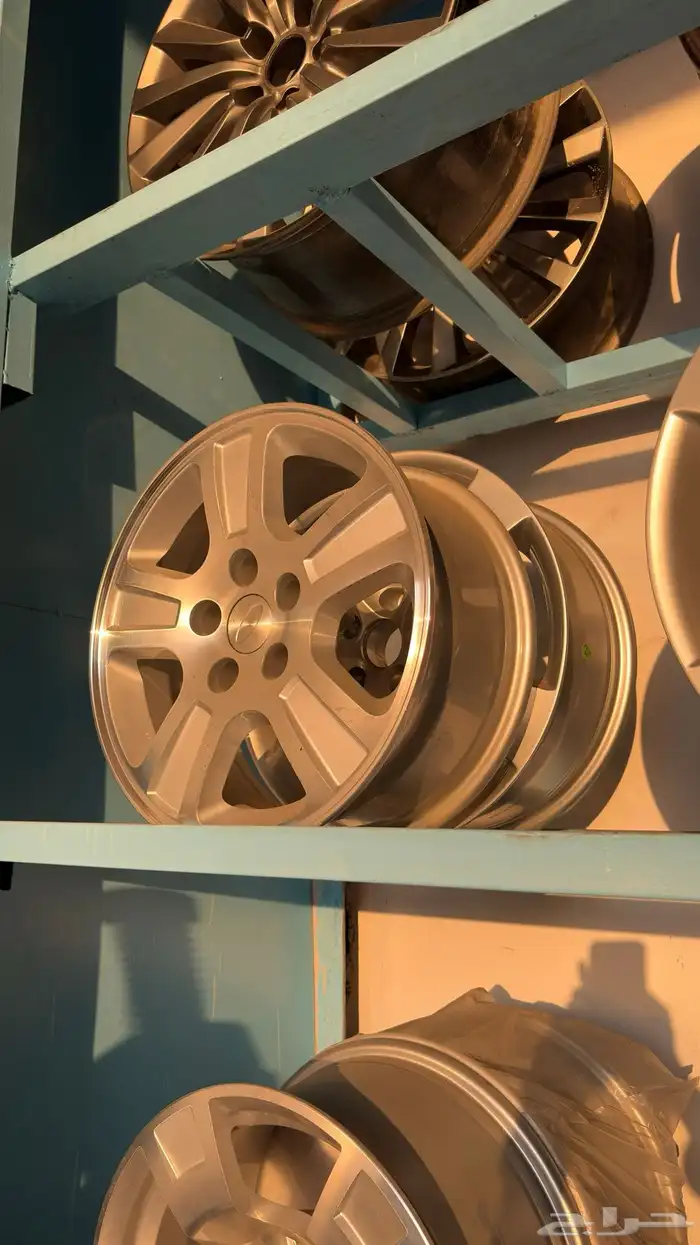 جنوط فورد مقاس في 16و في17 0