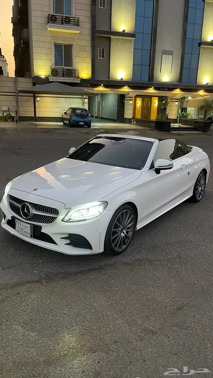 مرسيدس C200 AMG كوبيه كشف 2023 0