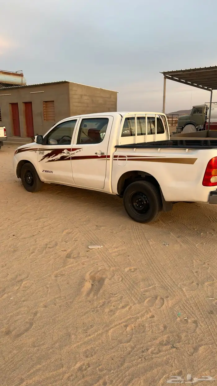 للبيع هايلوكس 2008 غمارتين ممشى 360 مغيره لها مكينة 2012 وكا 1