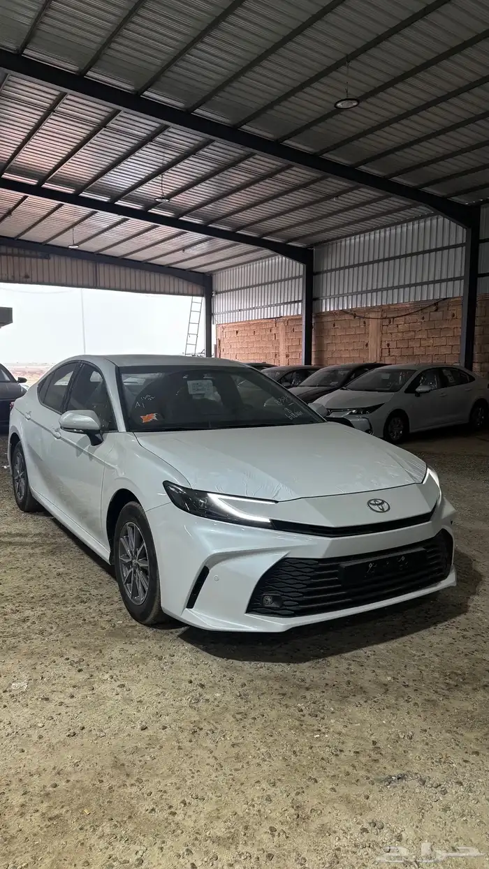 تايوتا كامري 2025 فئة E وارد الوكيل 113 500 16