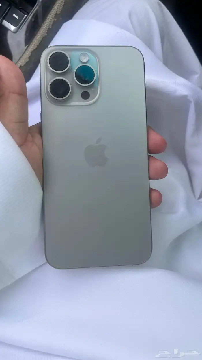 ايفون 15 بروماكس 1