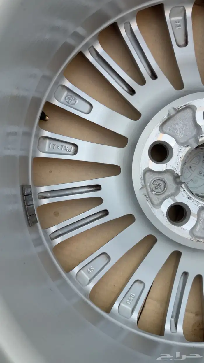 جنط كامري 2025LE 2