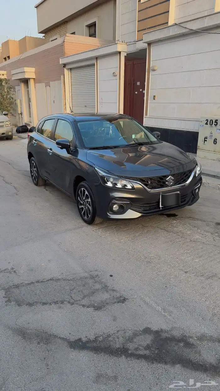 سوزوكي بالينو 2025 1