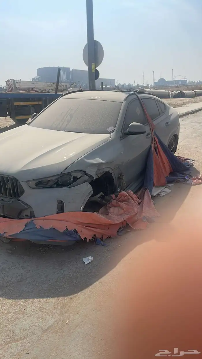 بي ام دبليو X6 مصدومة للبيع 3