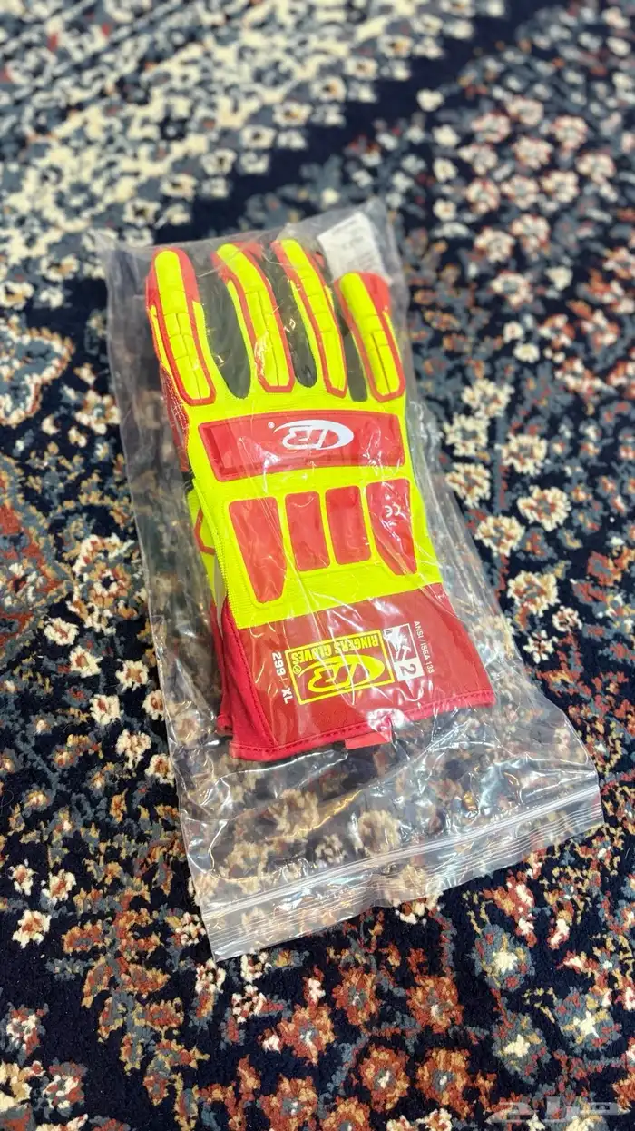 جميع ادوات السلامة هلمت سيفتي شوز كفرول قلافز نظارات السلامة 4