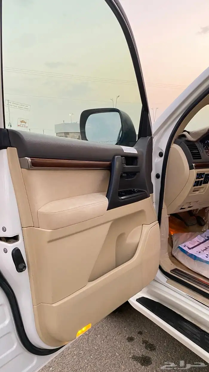 لاند كروزر 2016 مخزن مالك اول 21