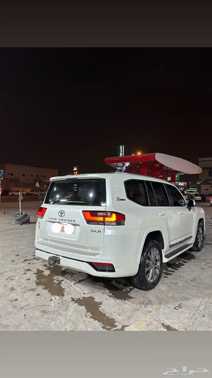 جيب لاندكروزر 2022 9