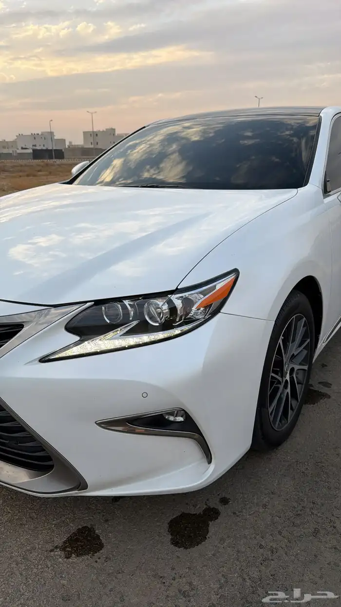 لكزس ES350 2018 فل كامل 4