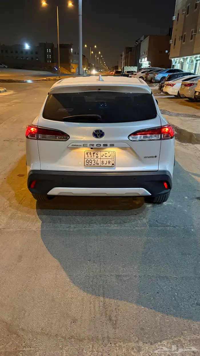 للبيع كورلا كروس 2023 2