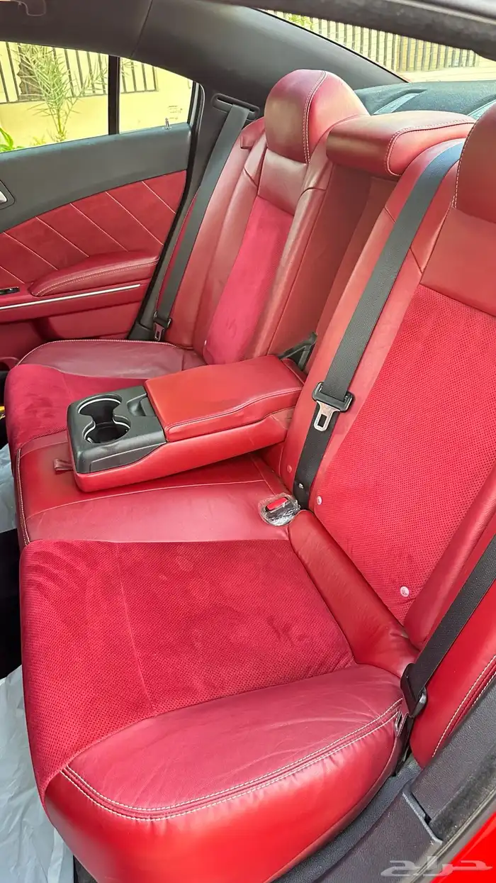 تشارجر srt8 2014 27