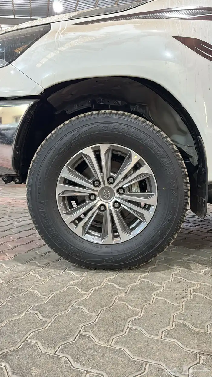 تويوتا هايلوكس SGLX ديزل 2025 4