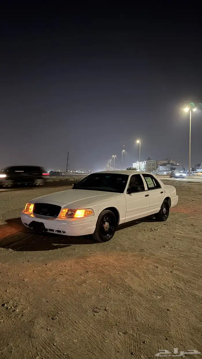 فورد فكتوريا 2001 3