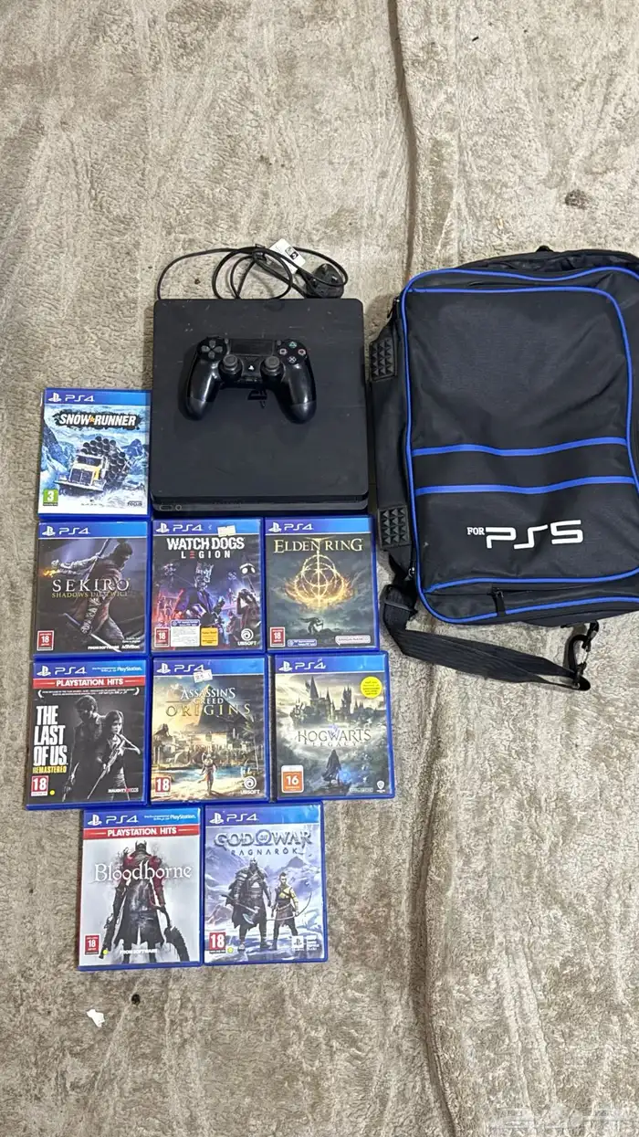 سوني بلايستيشن 4 مع 9 العاب مع حساب 0