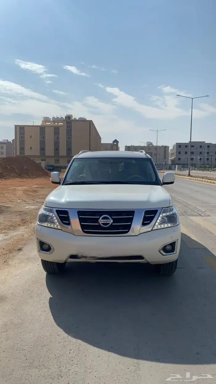 جيب باترول نيسان 2015 ابيض للبيع 2