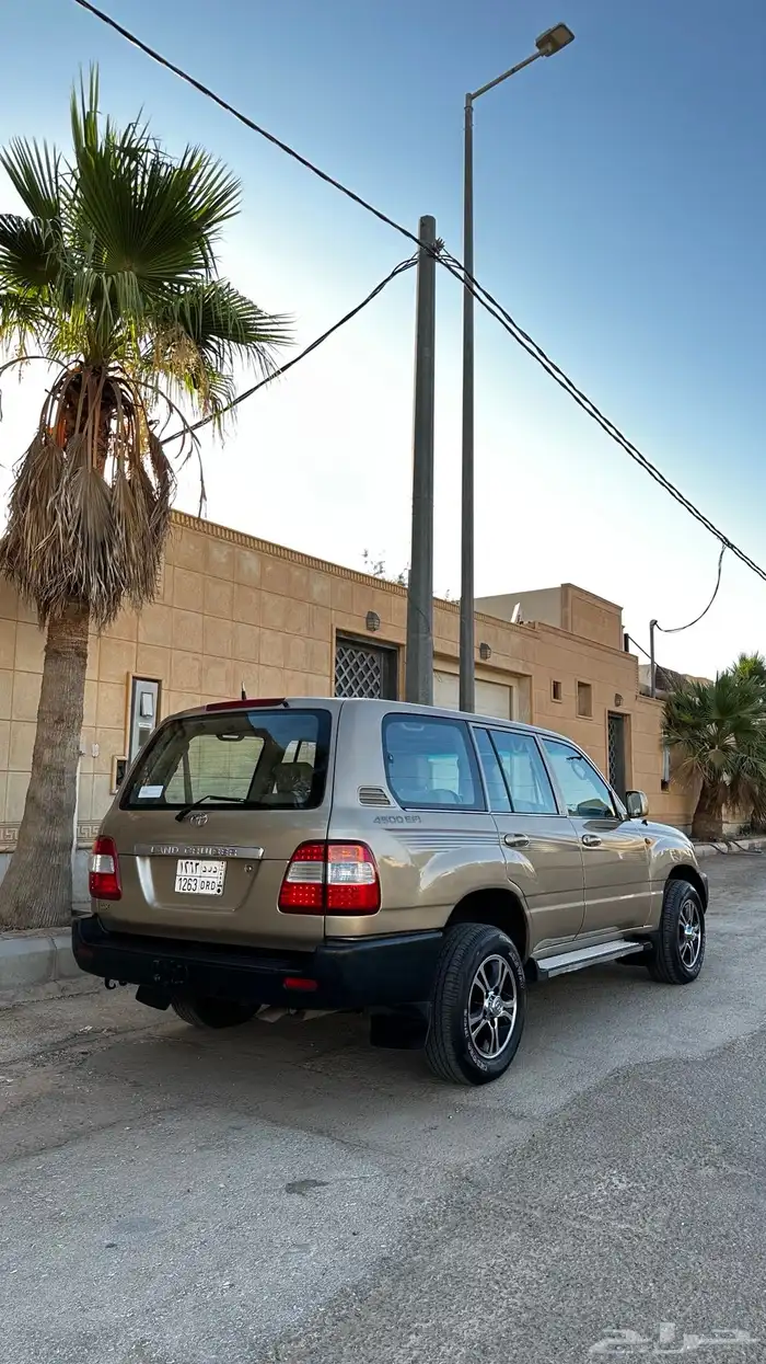 لاندكروزر هدد 2004 محول 2007 قير عادي 3