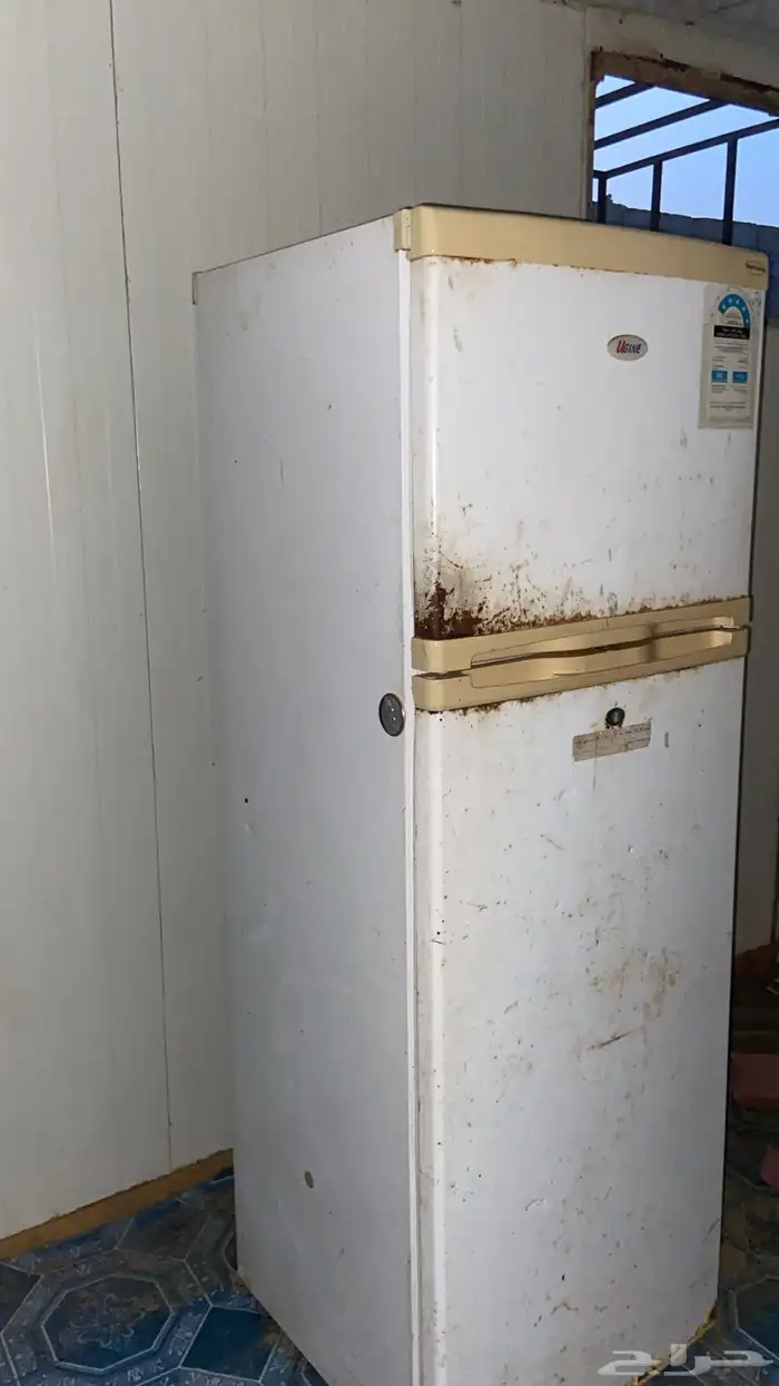 ثلاجة للبيع. 1