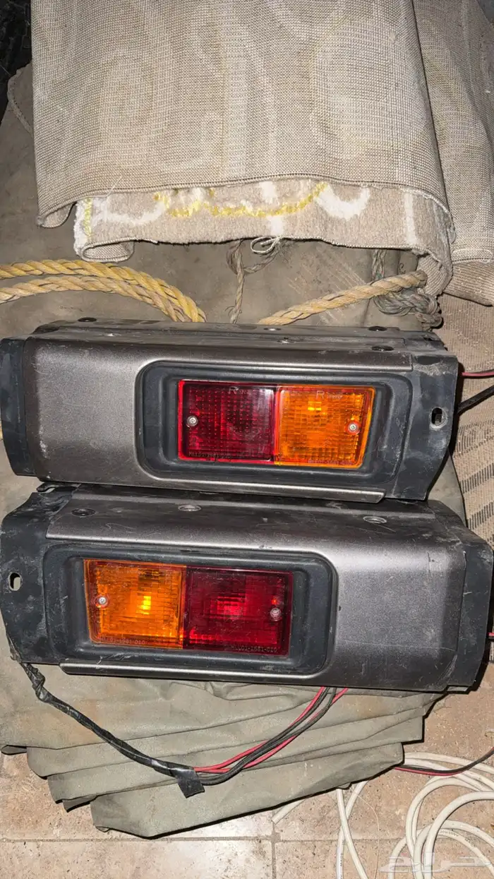 طقم اسطبات خلفية ربع 0