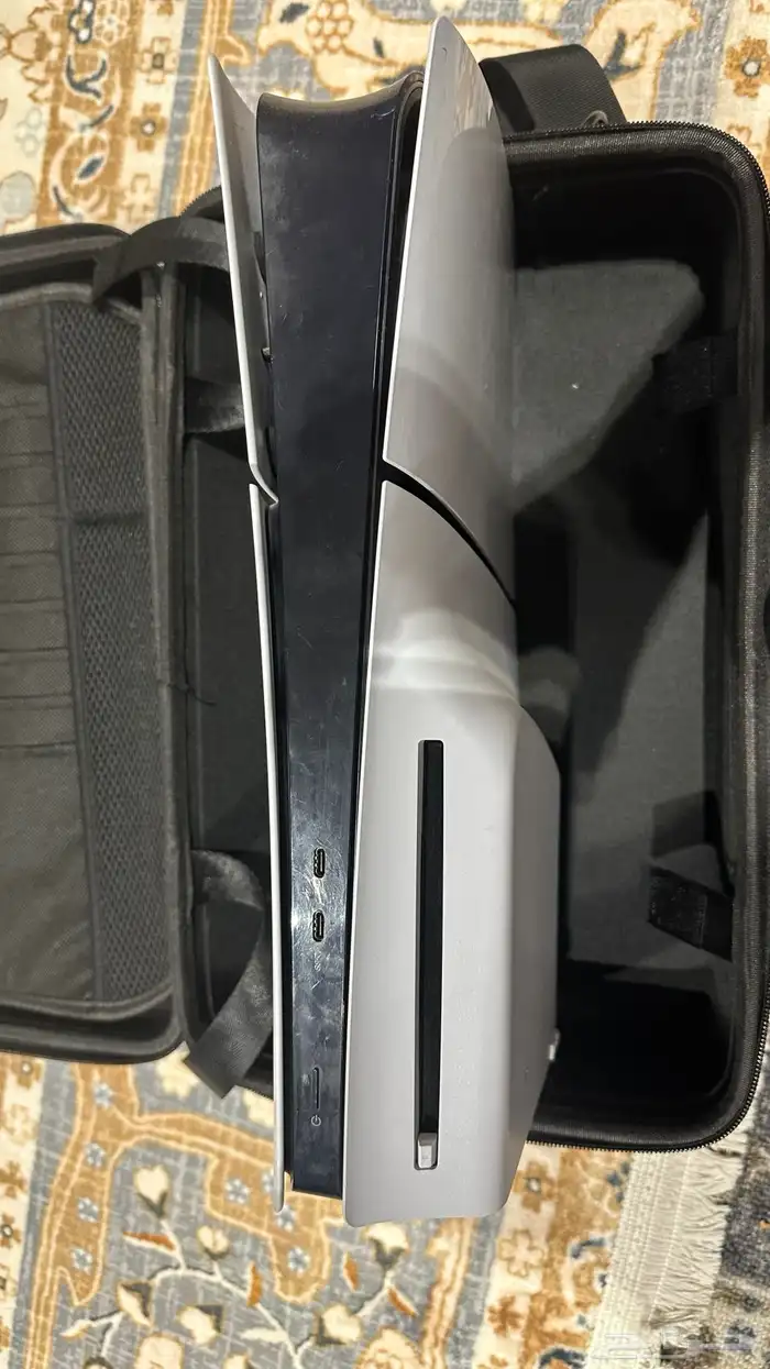 بلاستيشن 5 نظيف 6