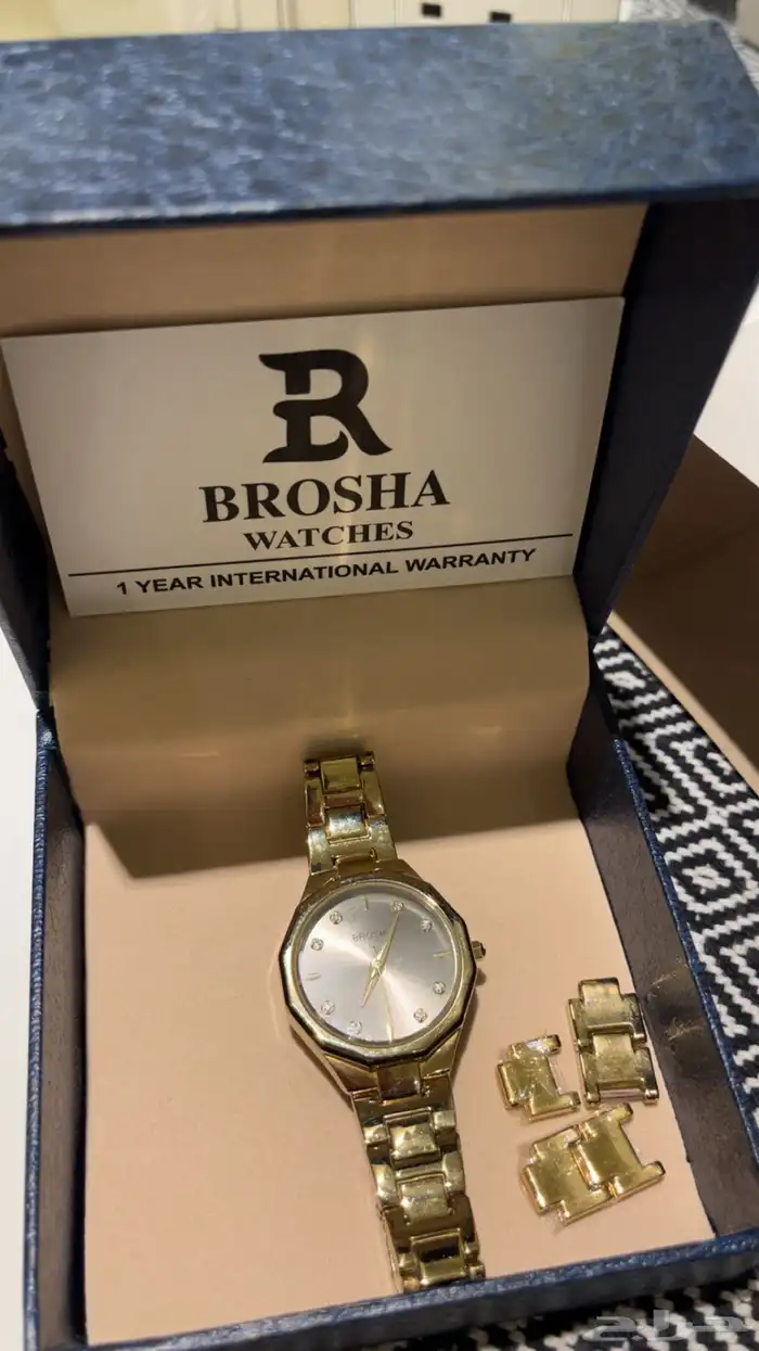 ساعة نسائية 0