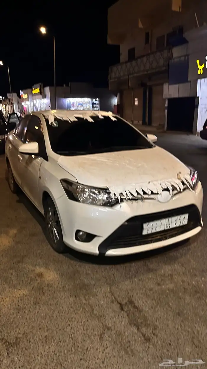 يارس 2017 ماشية 200الف حارق البويا كامل يوجد حكه غير ملاحظه 1