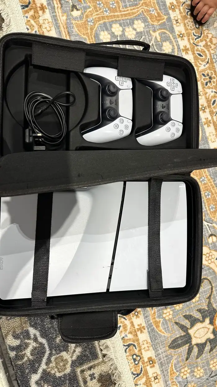 بلاستيشن 5 نظيف 2