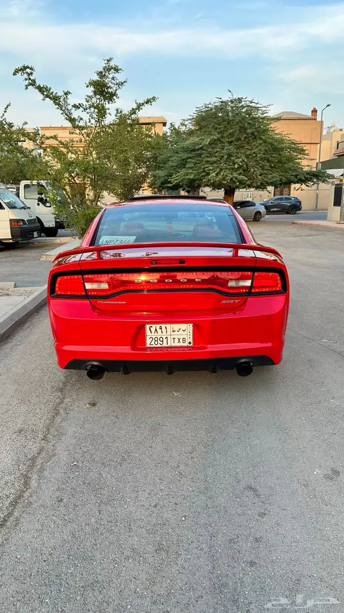 تشارجر srt8 2014 11