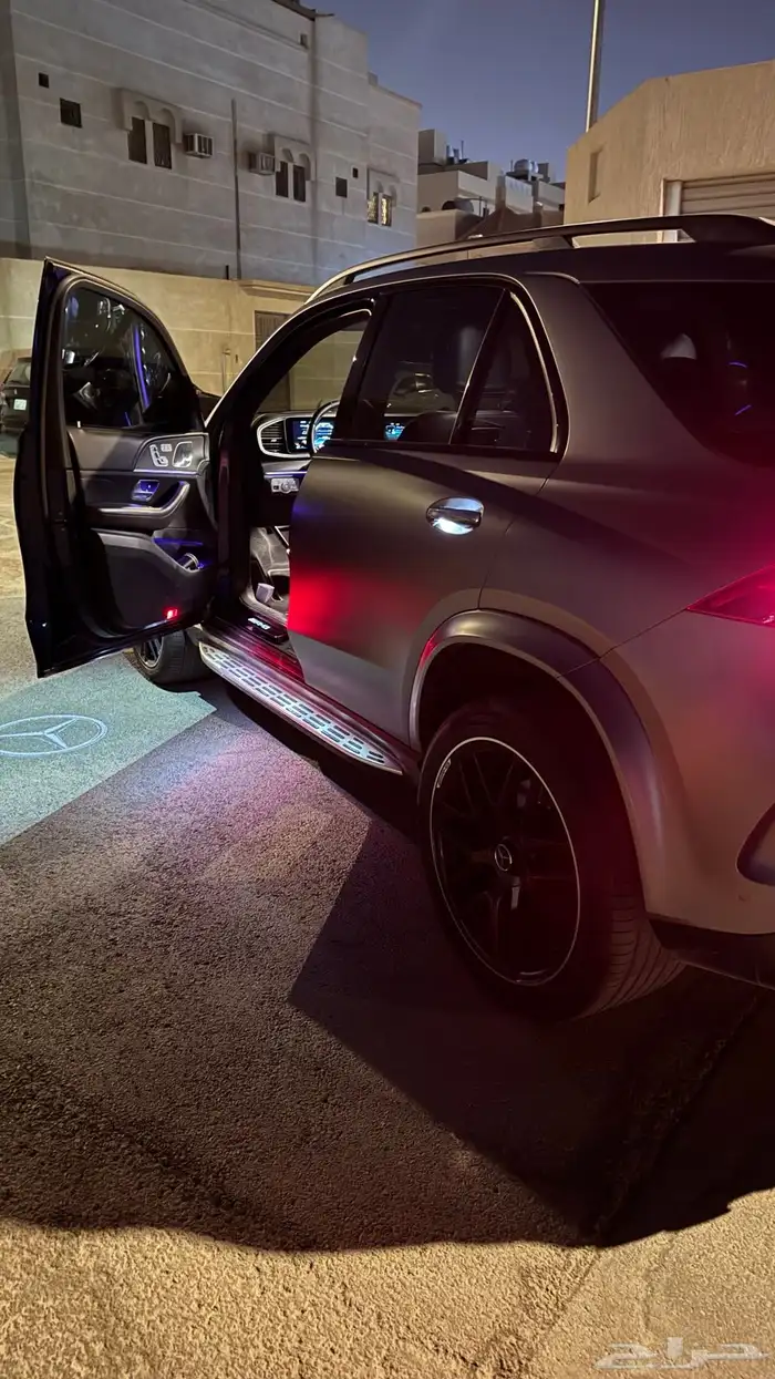 مرسيدس gle 53 amg شبه جديد 11