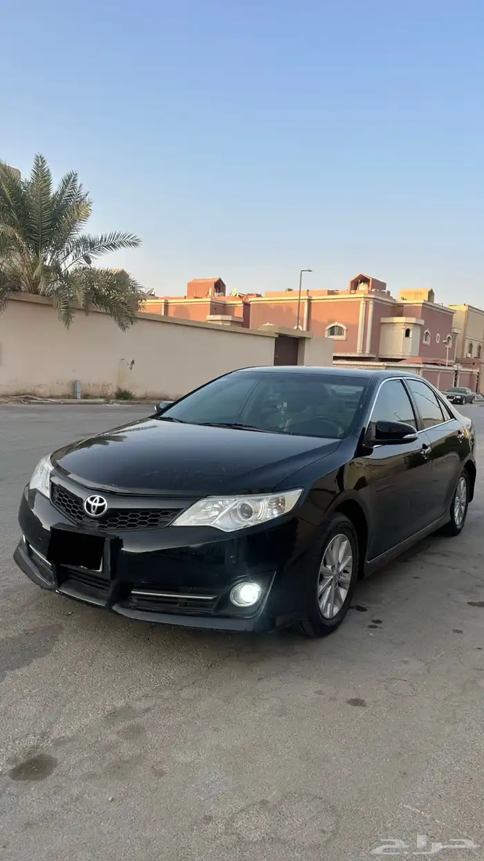 كامري 2013 GLX ممشى قليل 1