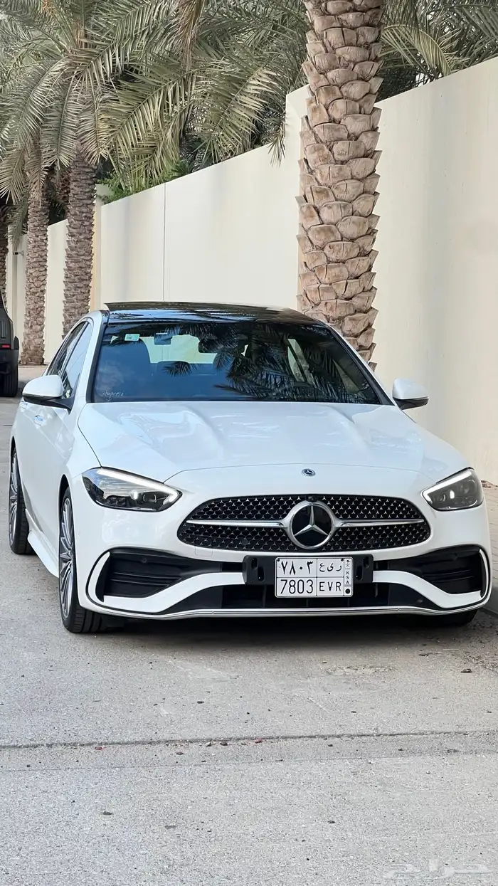 مرسيدس C300 موديل 2023 عداد 6 آلاف كيلو بحالة المصنع 4