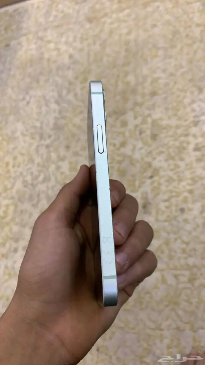 آيفون 12مني 1