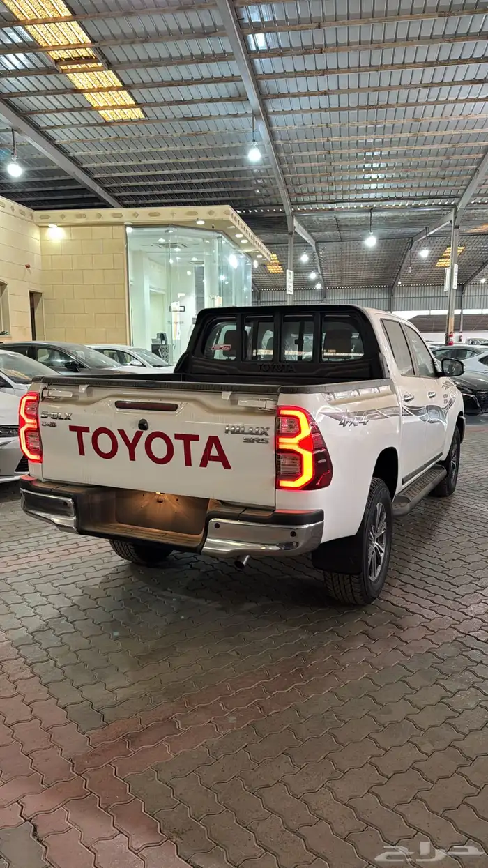 تويوتا هايلوكس SGLX ديزل 2025 3