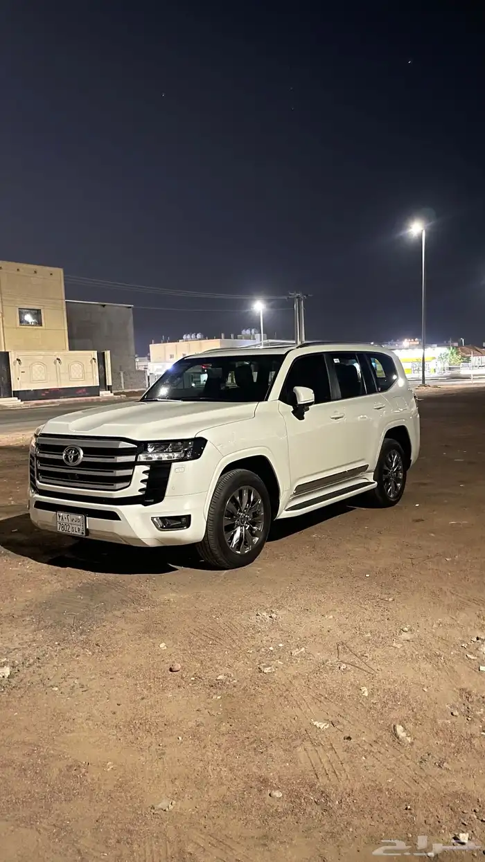 لاند كروزر 2024 2