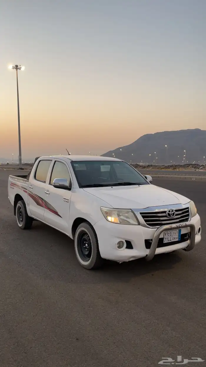 تويوتا هايلوكس 2012 2