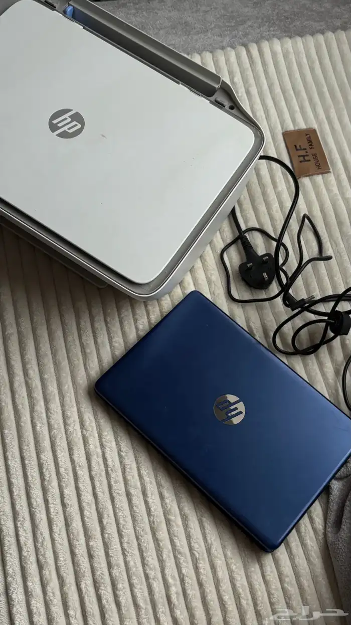 للبيع طابعه مع لابتب hp 0