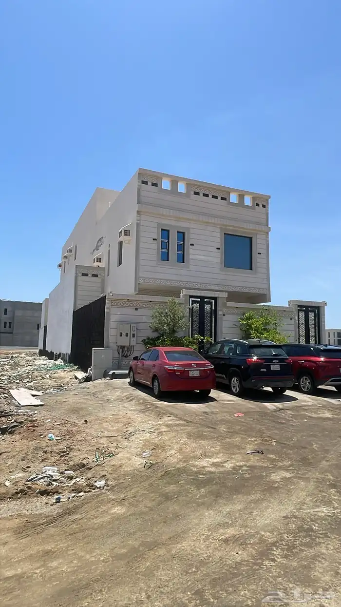 فيلا   3 شقق فالخلف للبيع 0