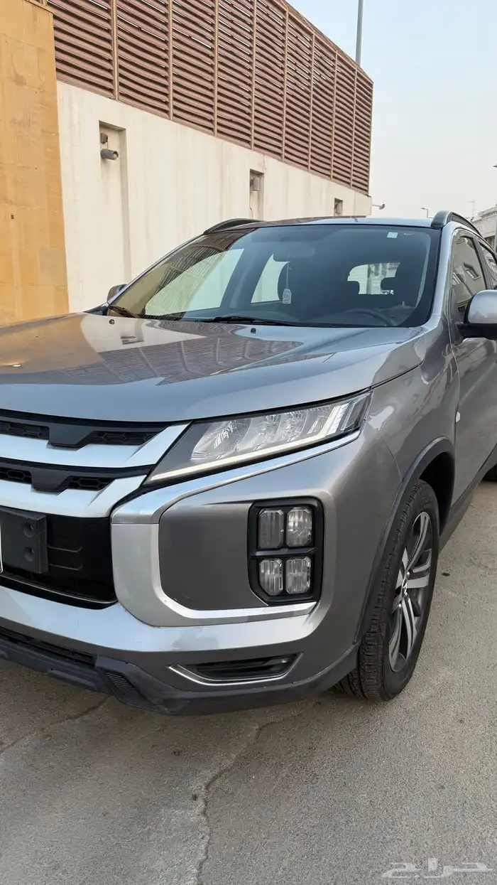 ميتسوبيشي ASX 12