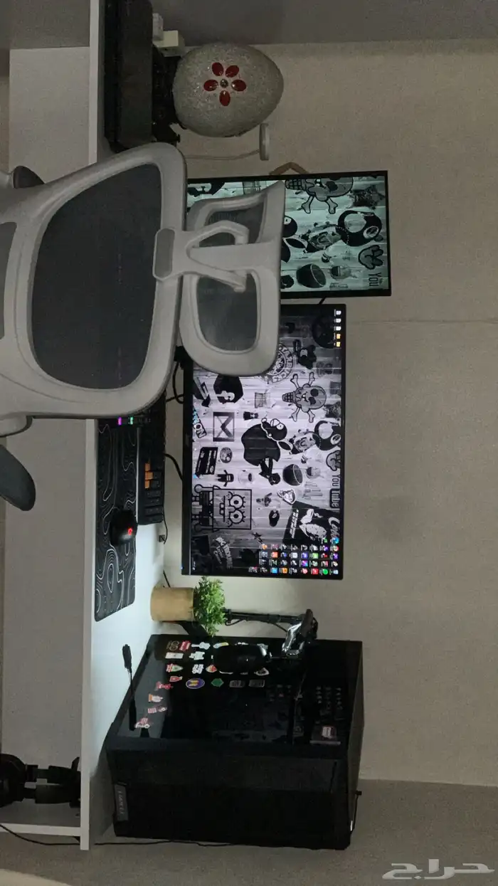 بيسي قيمنق للبيع مع شاشات واغراض 2