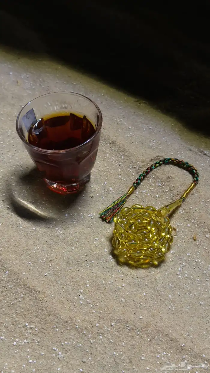 كهرمان شفاف مائي طبيعي 1