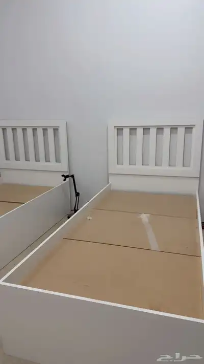 3 اسره للبيع سليمه مع ارفف بملحقاتها 0