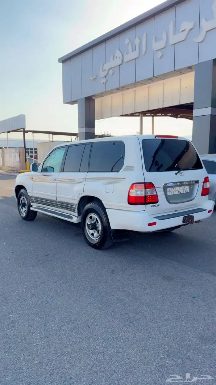 جيب لاند كروزر للبيع مديل 2000 محول 2007 2