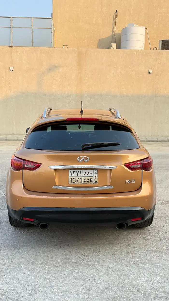 انفنتي fx35 مديل 2010 للبيع 4