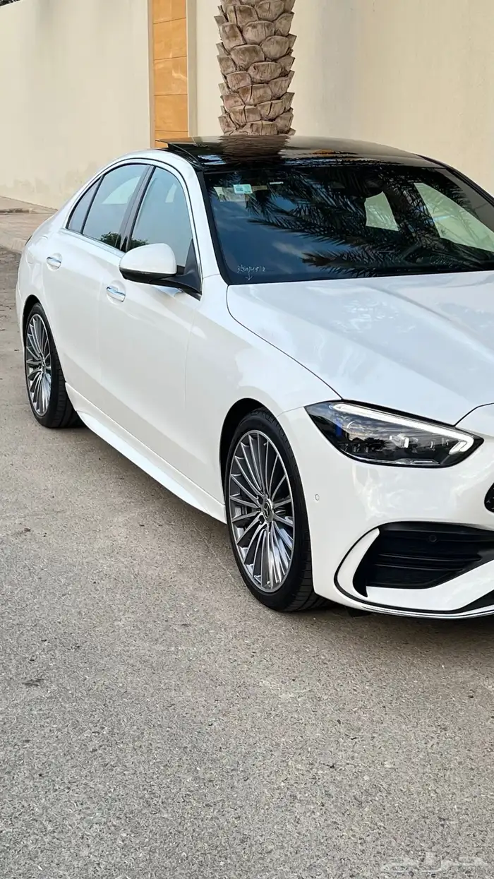 مرسيدس C300 موديل 2023 عداد 6 آلاف كيلو بحالة المصنع 19