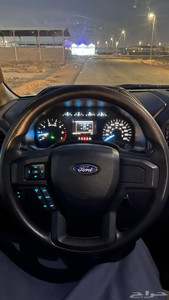 فورد f150 دبل 8 سلندر 8