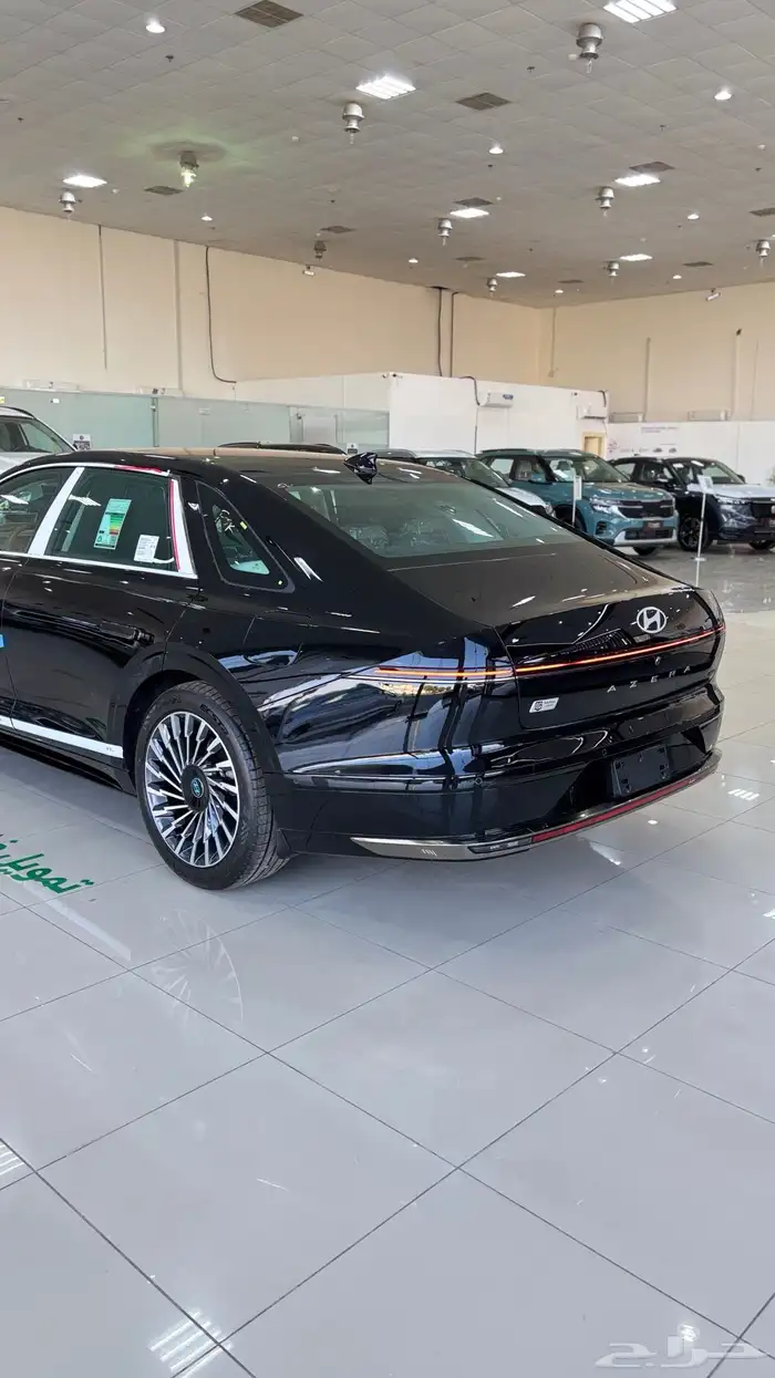 هيونداي ازيرا كالجرافي 2026 6
